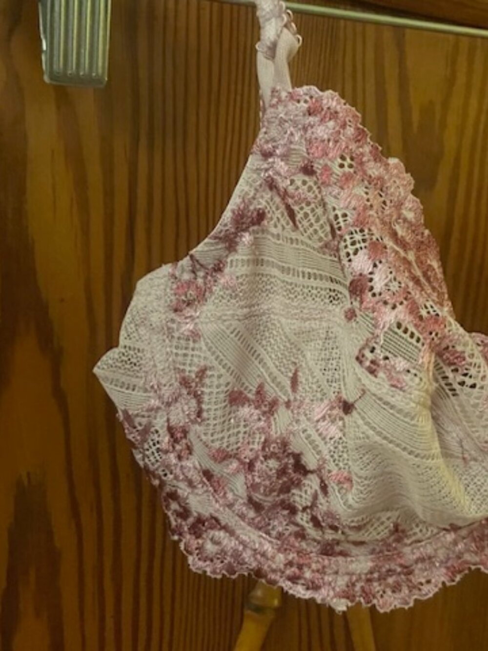 Wacoal Embrace Lace Lilac Underwire Bra 34C - Picture 2 of 5